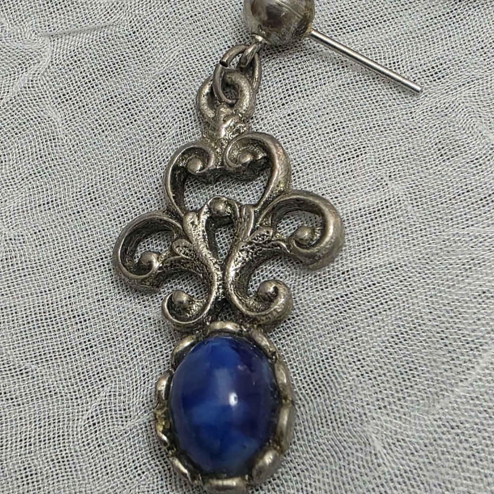 Sarah Coventry Silver and Blue Vintage Earrings - Picture 3 of 8